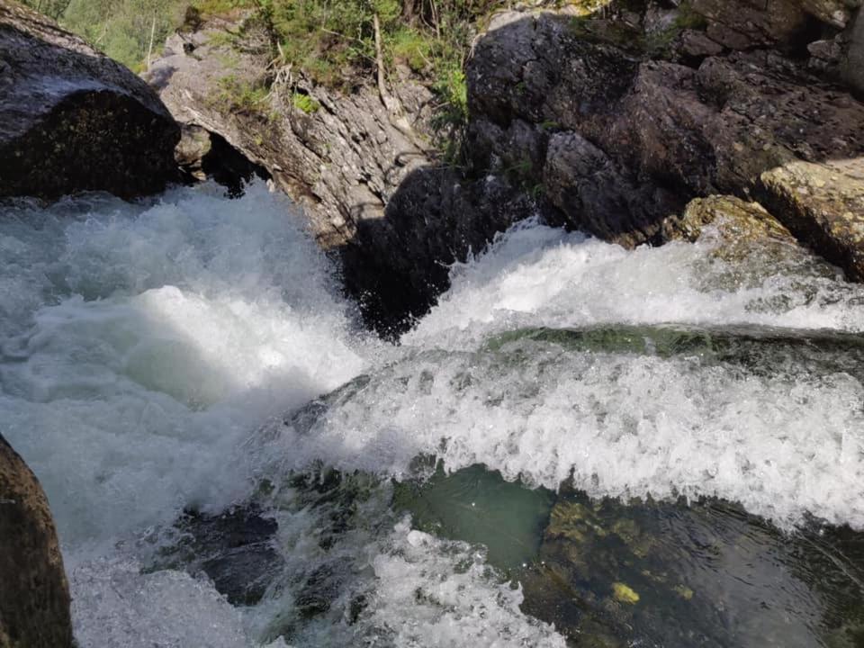Отель Vikedal Relax Center Экстерьер фото