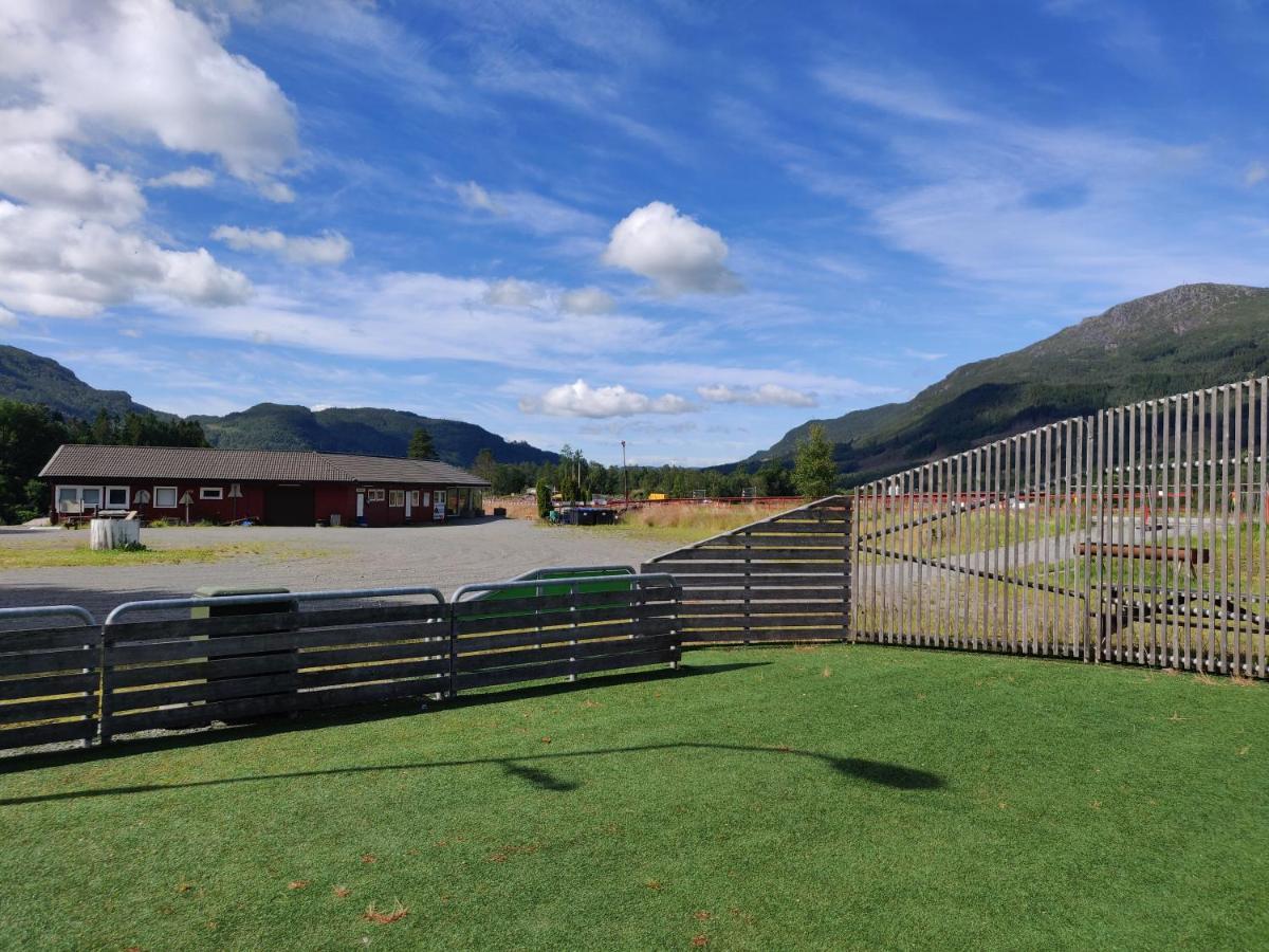 Отель Vikedal Relax Center Экстерьер фото