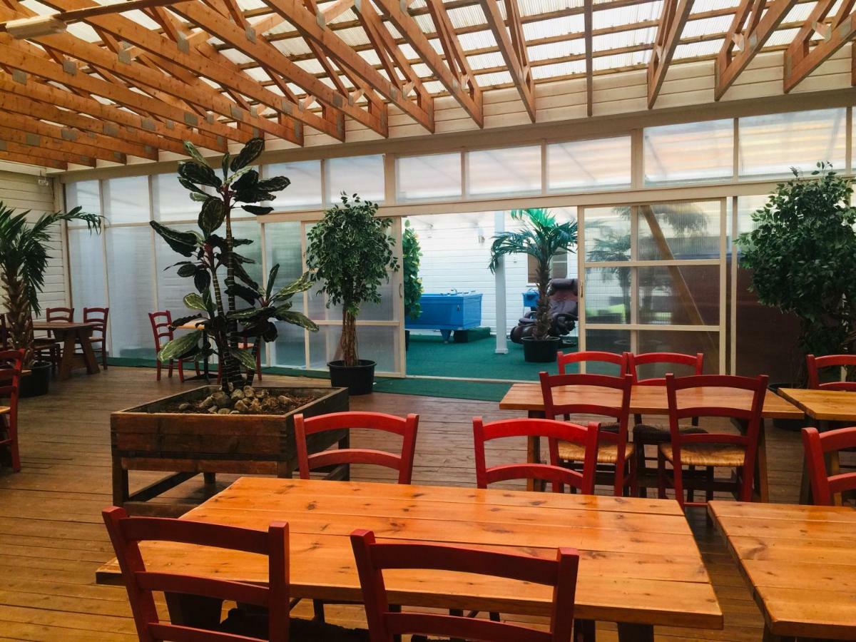 Отель Vikedal Relax Center Экстерьер фото